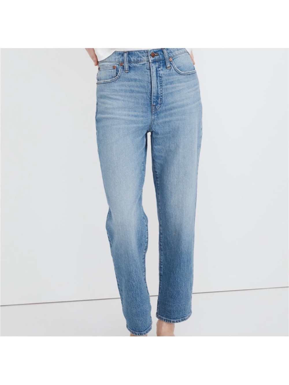 Madewell Relaxed Jeans Straight Leg Springtide Wash Size 26P PETITE